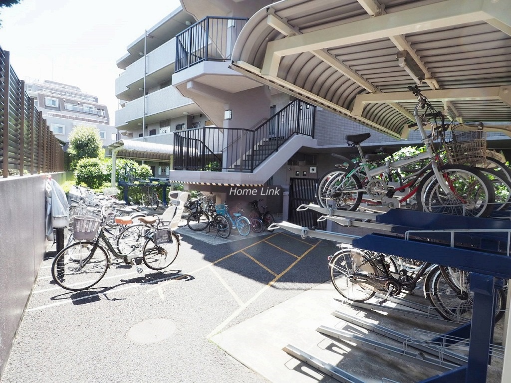 コスモ成増グランヒル　駐輪場