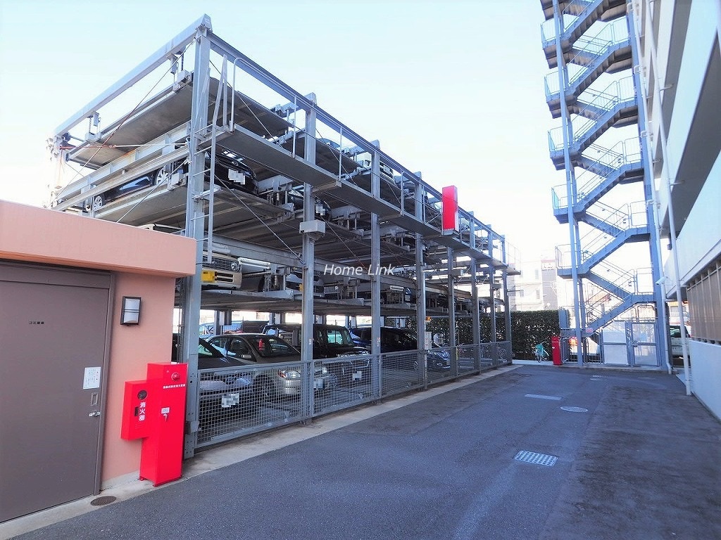 リスタ東武練馬アソシア 機械式駐車場