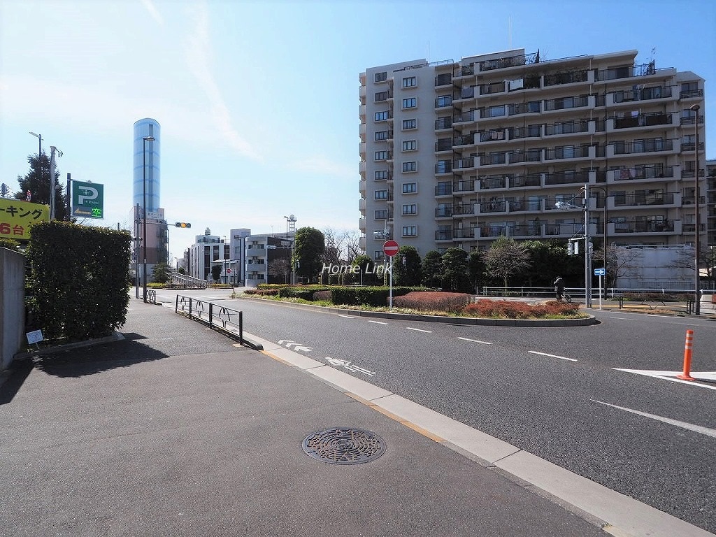 リスタ東武練馬アソシア 前面道路歩道