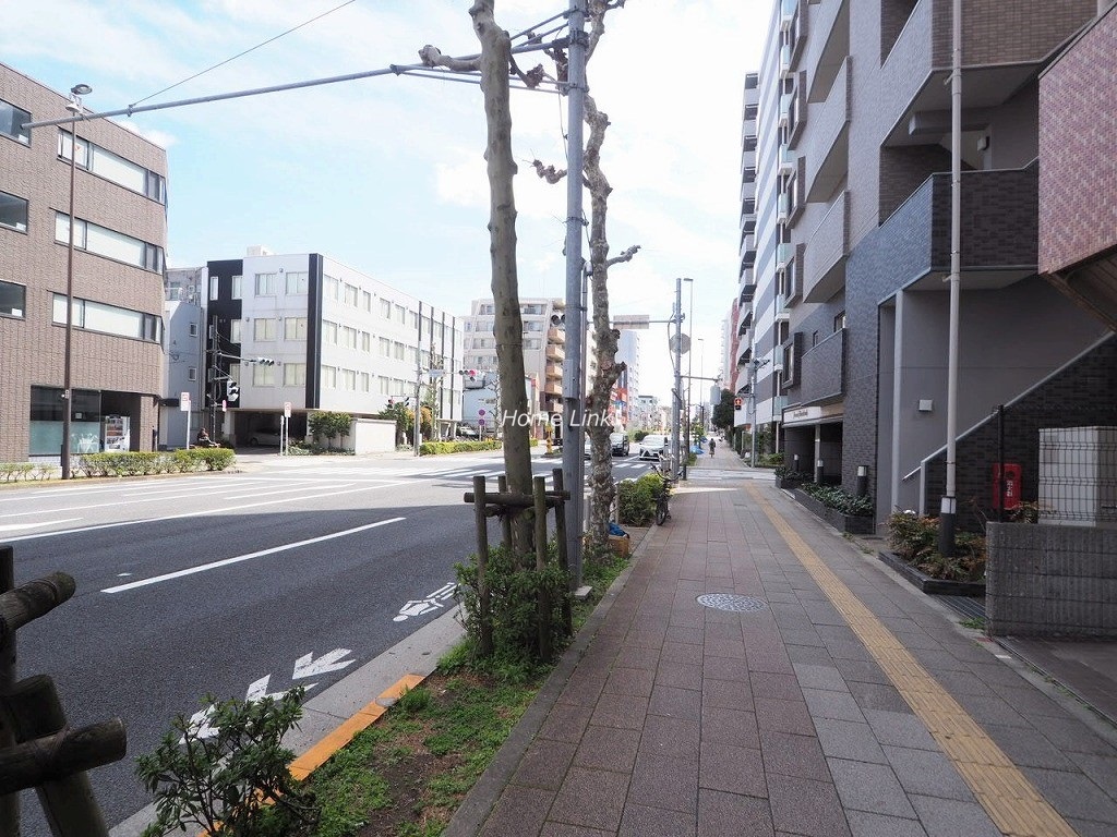 中板橋サニーコーポ　前面道路歩道