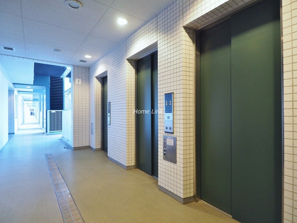 シティテラス成増 エレベーターホール