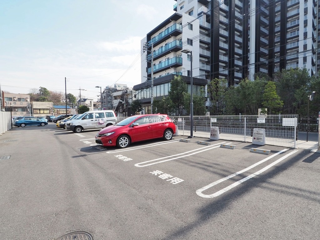 シティテラス成増 来客用駐車場