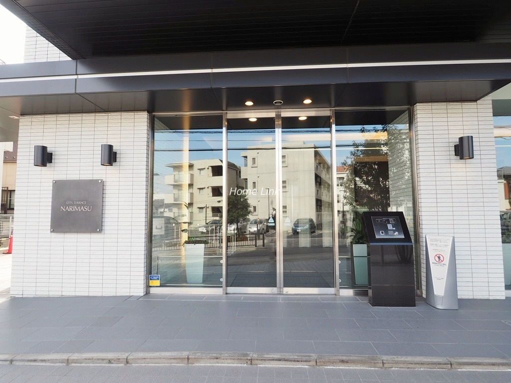 シティテラス成増 エントランス