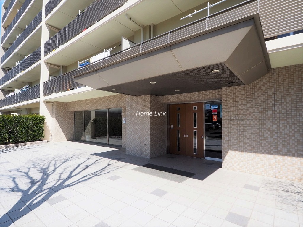 リビオ浦和上木崎グランセーヌ　エントランス