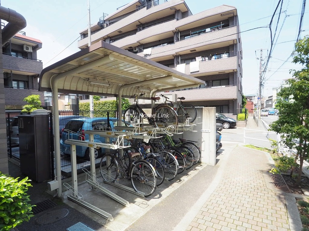 レーベンハイム常盤台エルステージⅡ　駐輪場