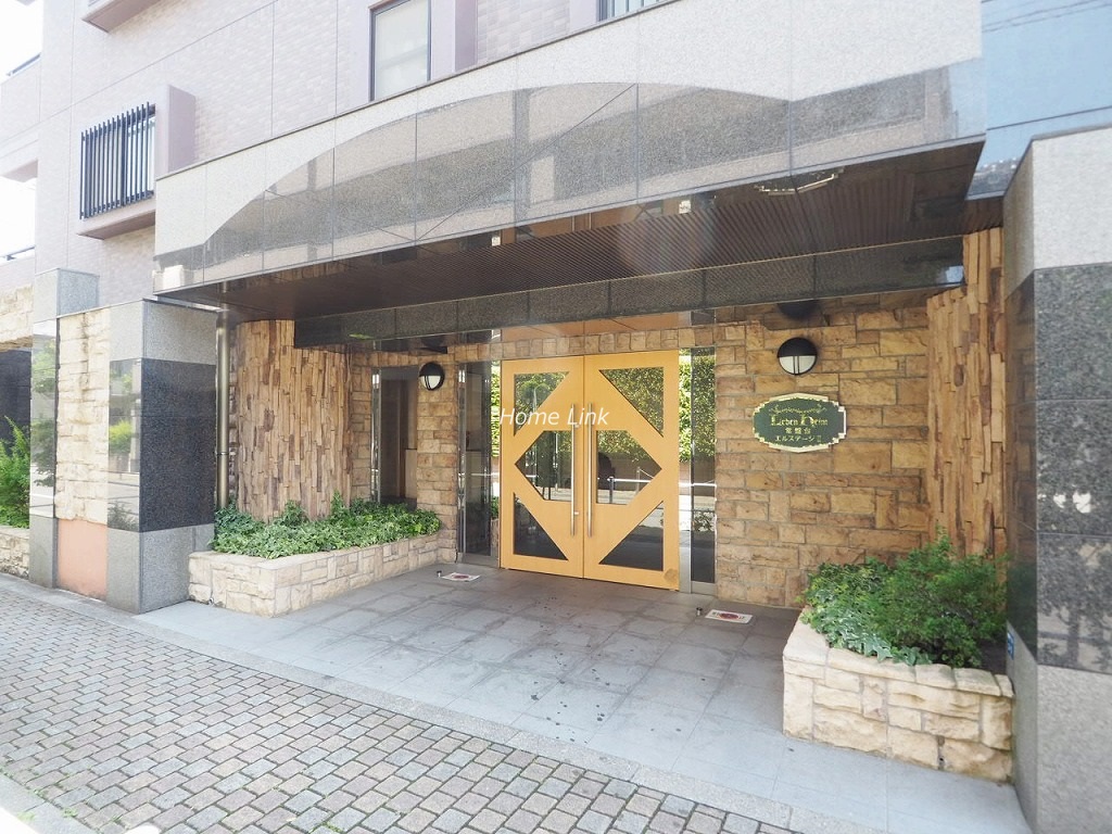 レーベンハイム常盤台エルステージⅡ　エントランス前