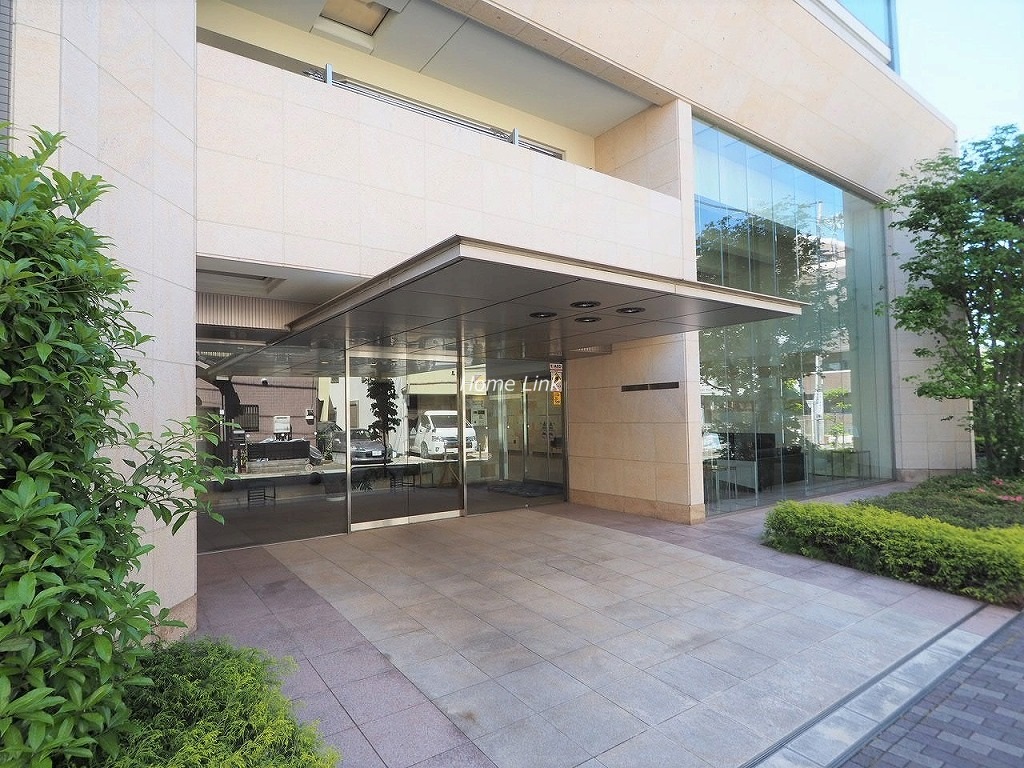 パークスクエア成増 エントランス前