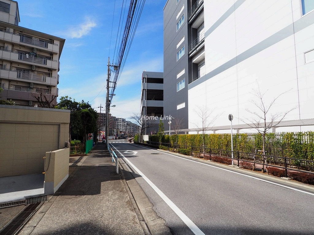 志村サンハイツ　前面道路