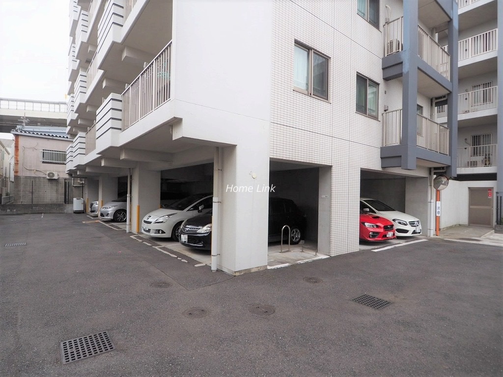 志村レジデンス　駐車場