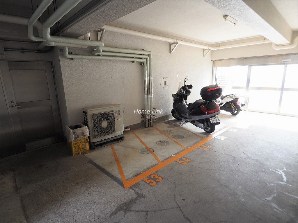 志村三丁目フラワーホーム　バイク置き場