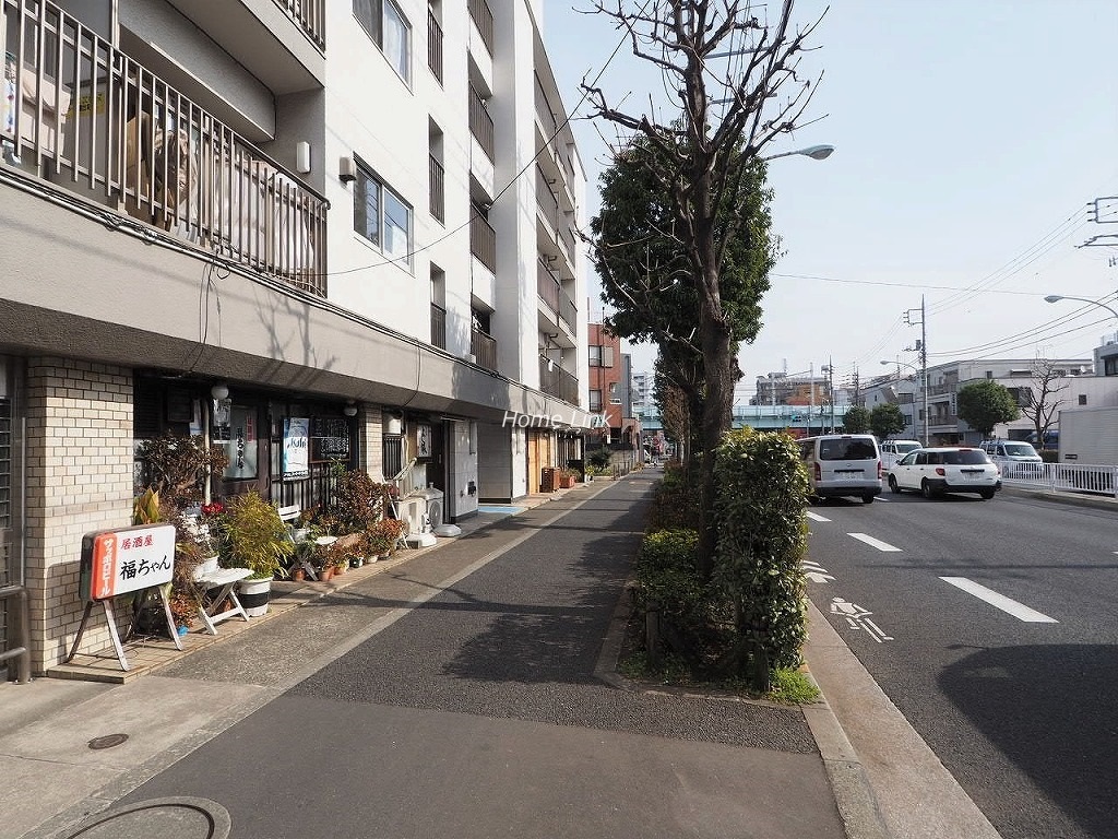 志村三丁目フラワーホーム　前面道路歩道