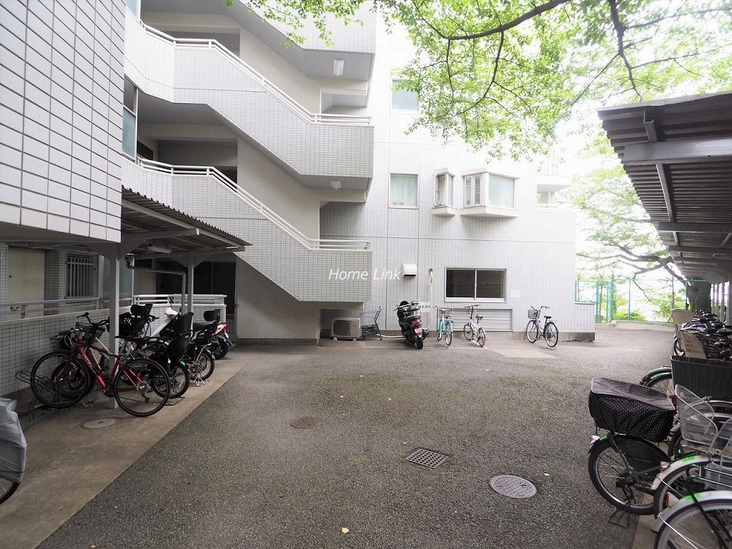 東急ドエルアルス志村坂上　駐輪場
