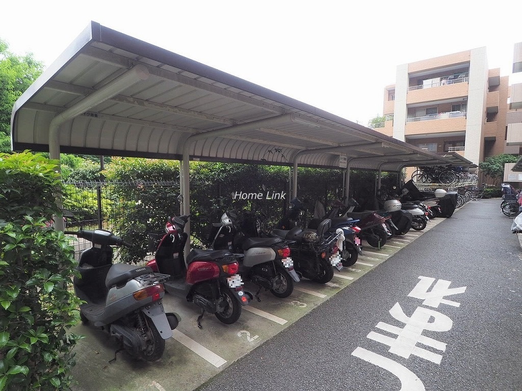 ときわ台メリーガーデン　バイク置き場