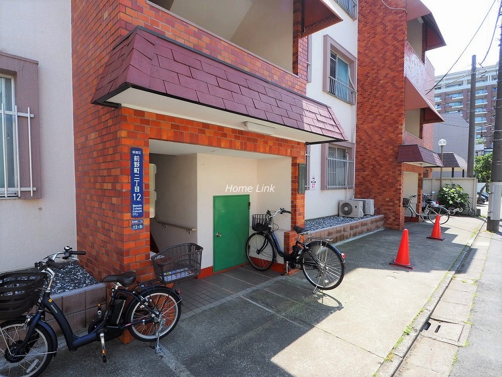 サンシュウ常盤台第三コーポ エントランス前