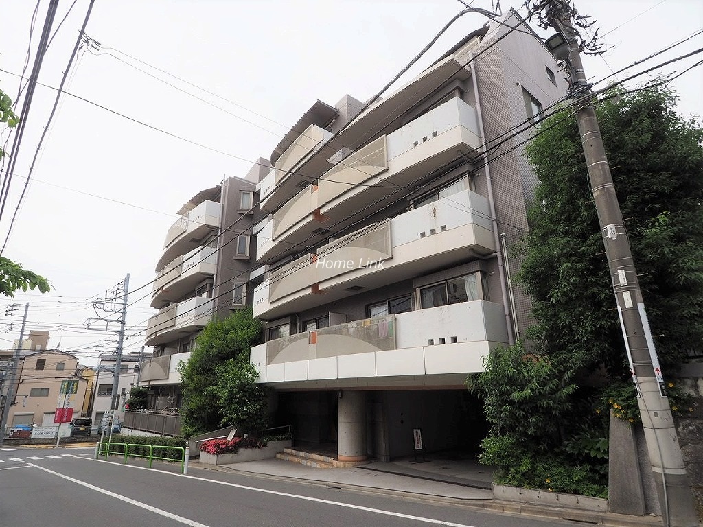 セーヌヴァン・シッス 外観