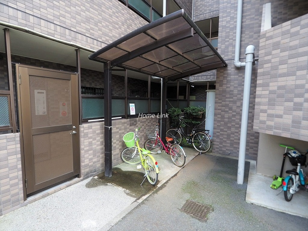 プレジャーガーデン上板橋 駐輪場