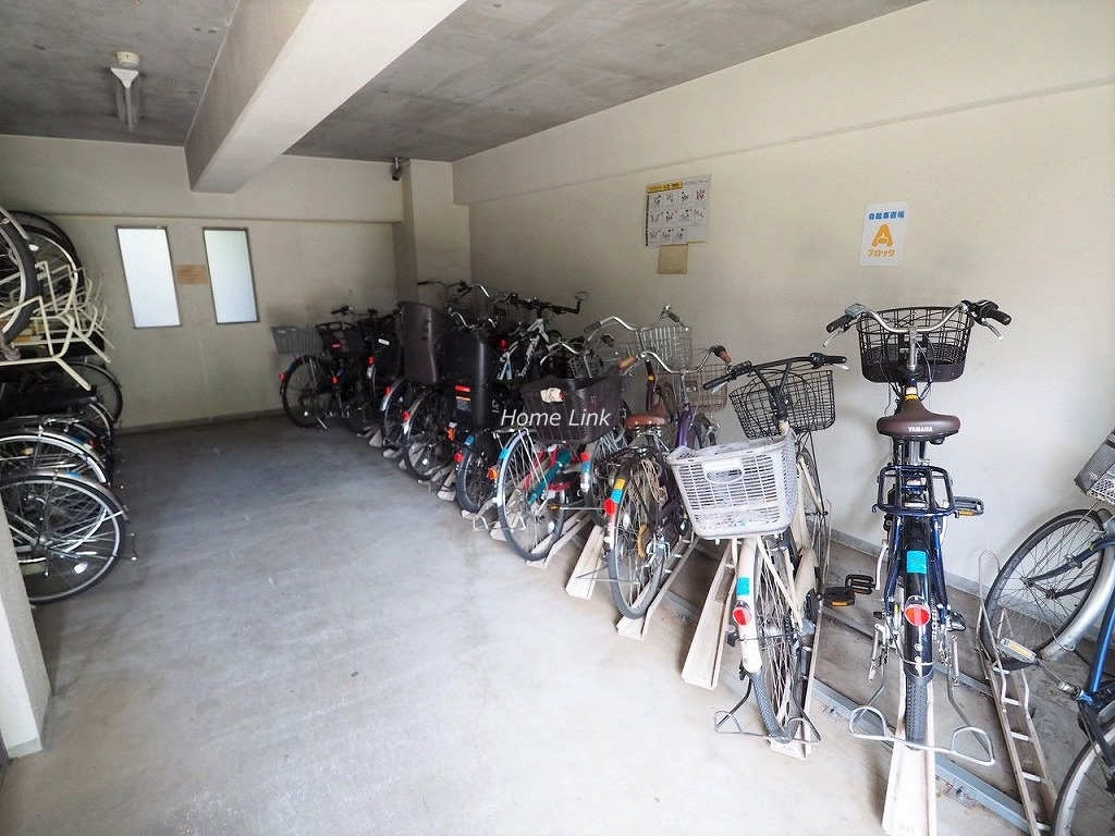 プレジャーガーデン上板橋 駐輪場