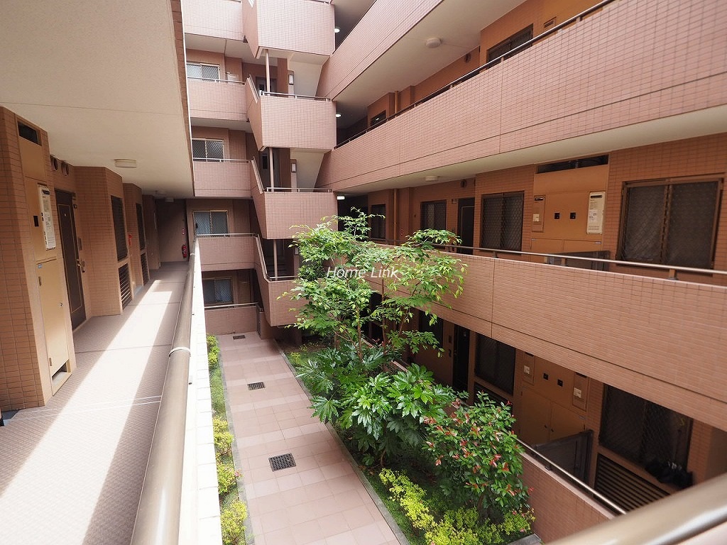 ルピナス赤塚ツインズガーデン弐番館 共用部