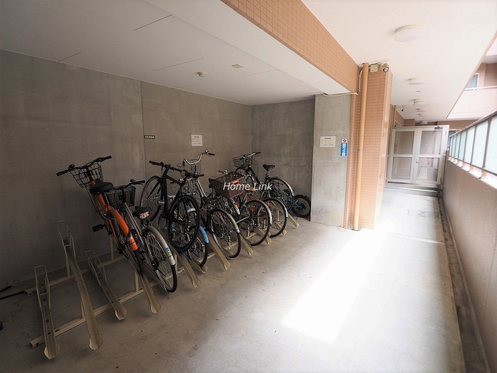 ルピナス赤塚ツインズガーデン弐番館 駐輪場