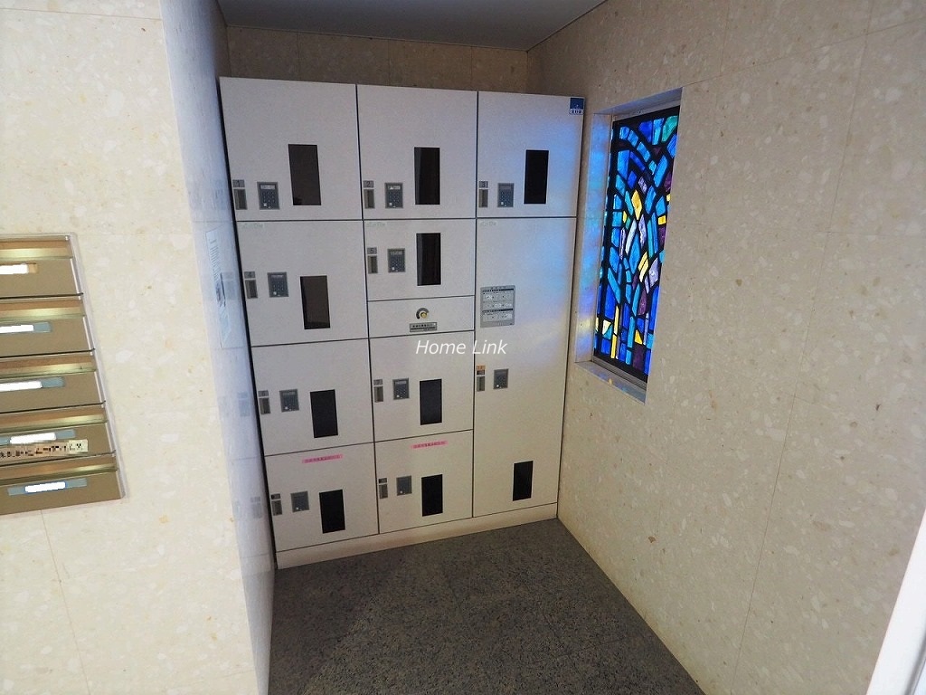 ルピナス赤塚ツインズガーデン弐番館 宅配ボックス