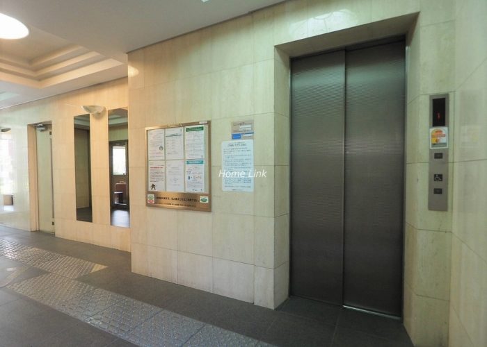 大山ダイカンプラザ A棟　エレベーターホール