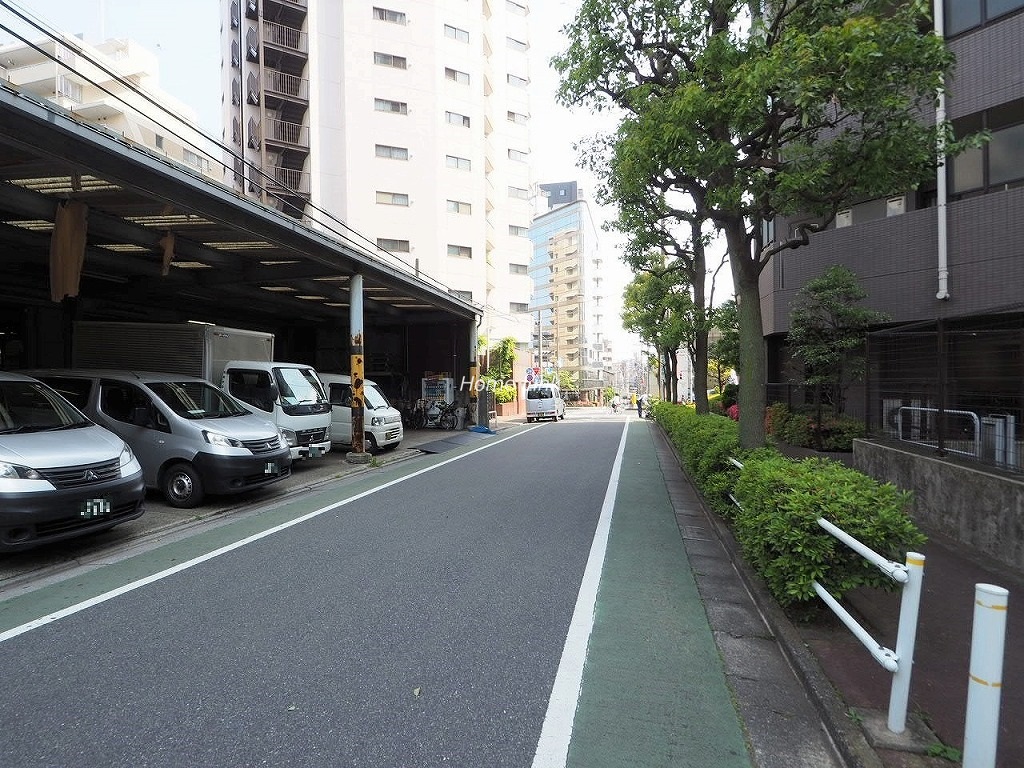 大山ダイカンプラザ A棟 駐車場