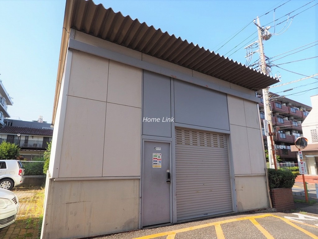 蓮根スカイマンション　ゴミ置き場