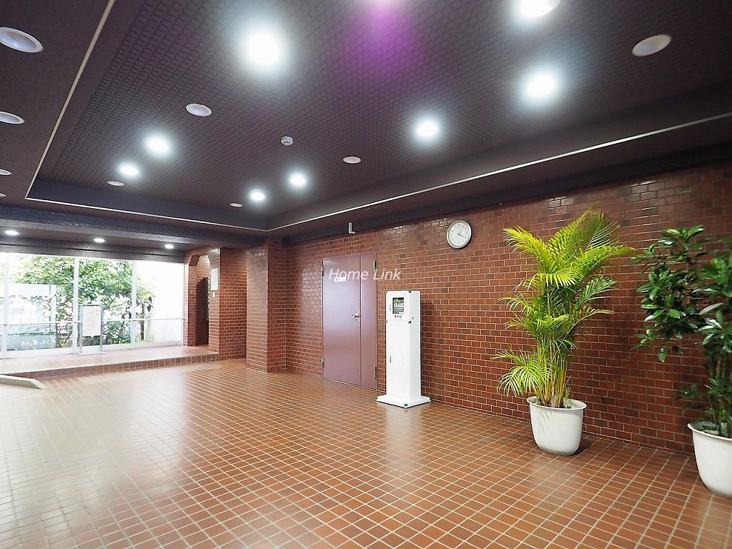 蓮根スカイマンション　エントランスホール