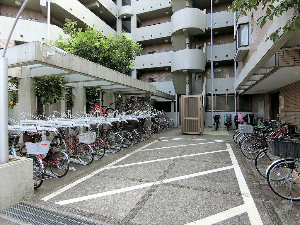 グランヴェルジェ蓮根 駐輪場