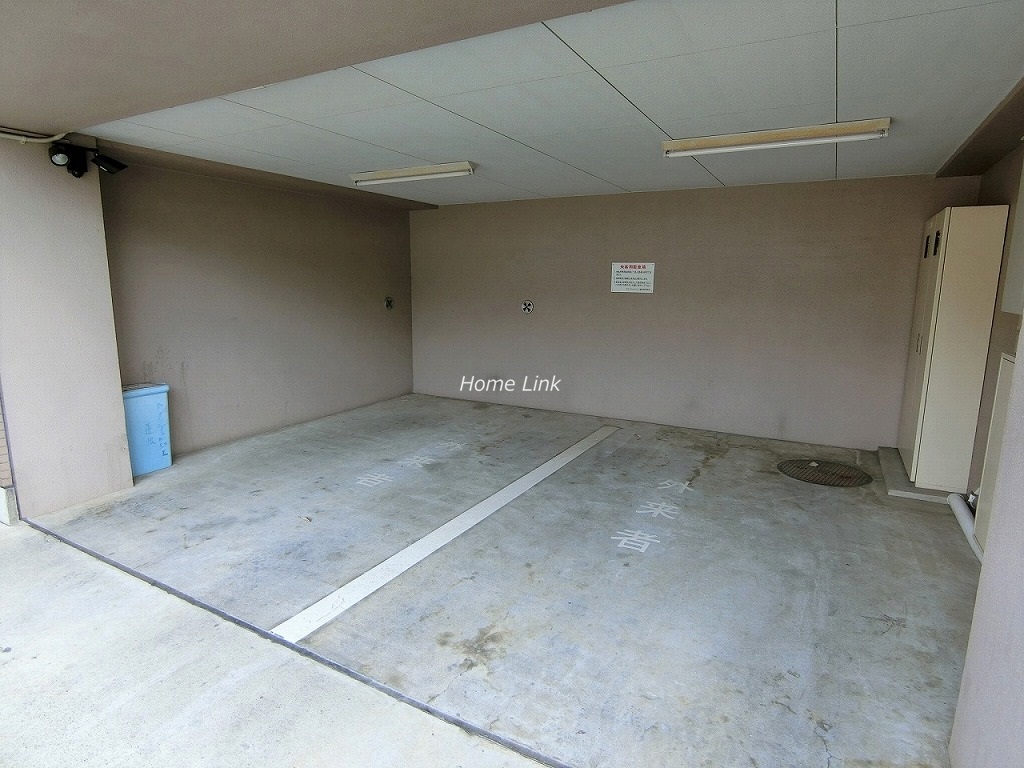 グランヴェルジェ蓮根 来客用駐車場