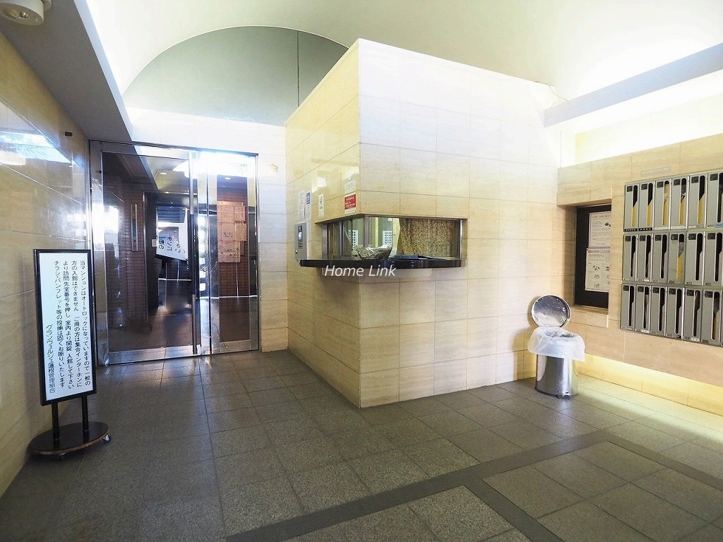 グランヴェルジェ蓮根 管理人室