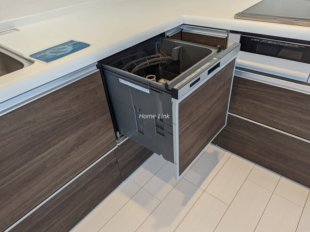 サンシティG棟9階　Ｌ字型キッチンには食器洗浄機付き