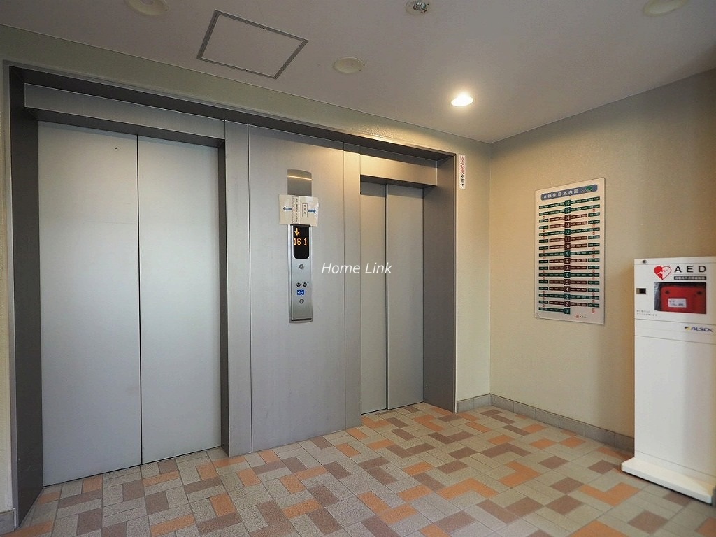 サンシティH棟 エレベーターホール