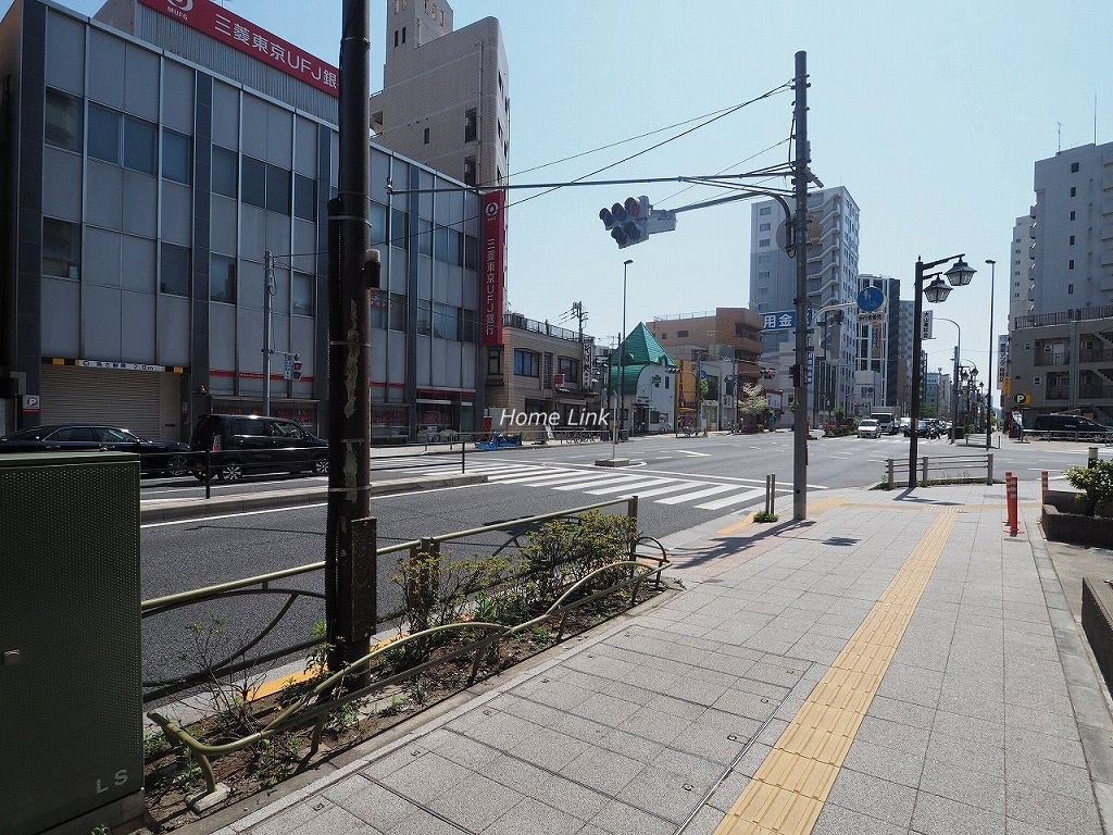ゼファー大山ファムエール 前面道路歩道