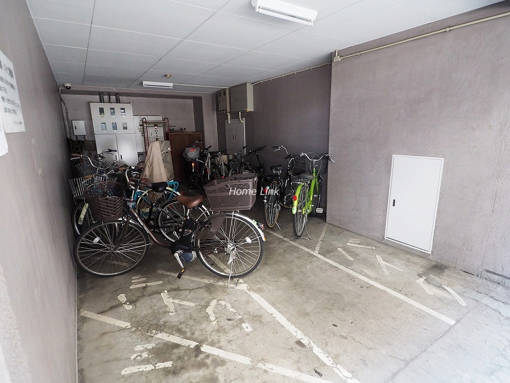 ライオンズマンション北池袋 駐輪場