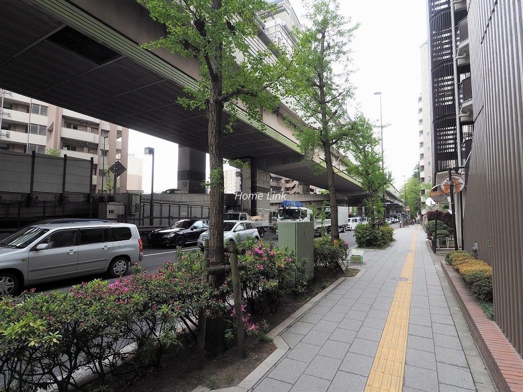 朝日板橋マンション 前面道路歩道