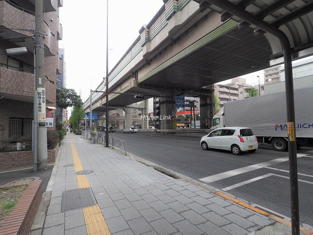朝日板橋マンション 前面道路歩道