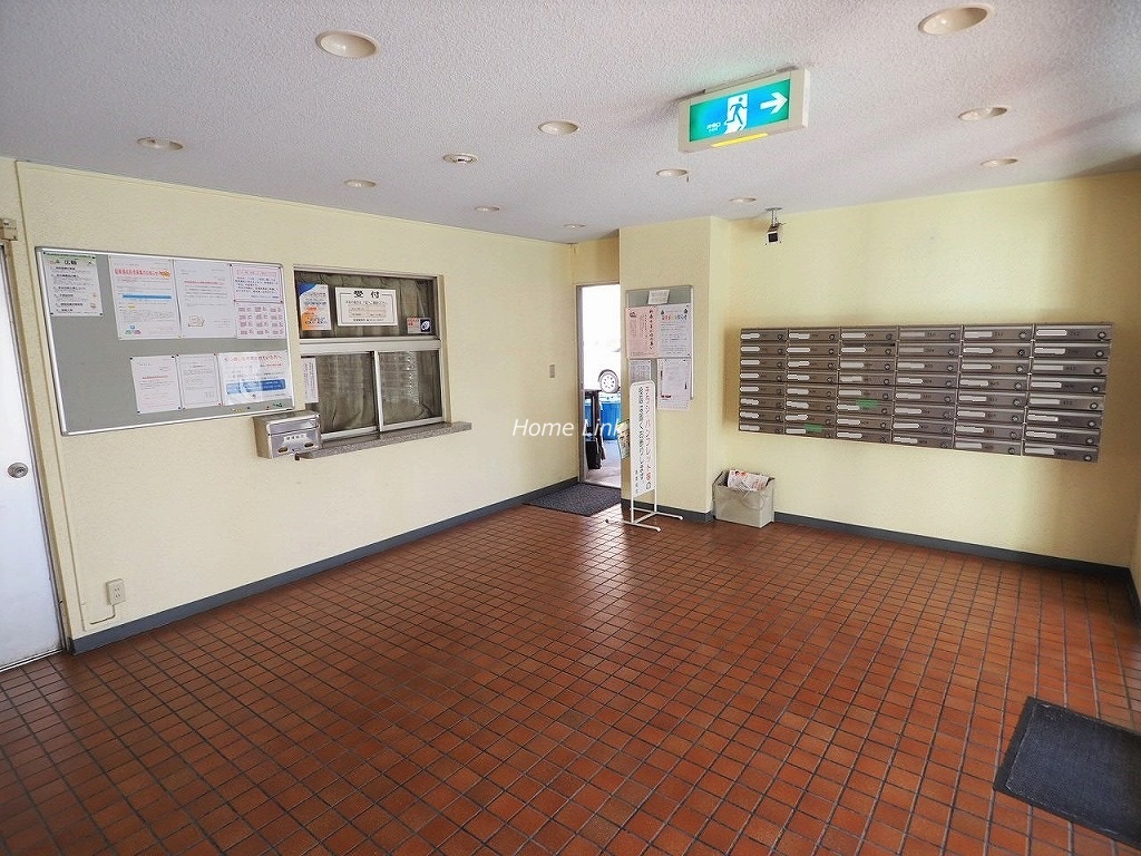 桜川グレースマンション　エントランスホール