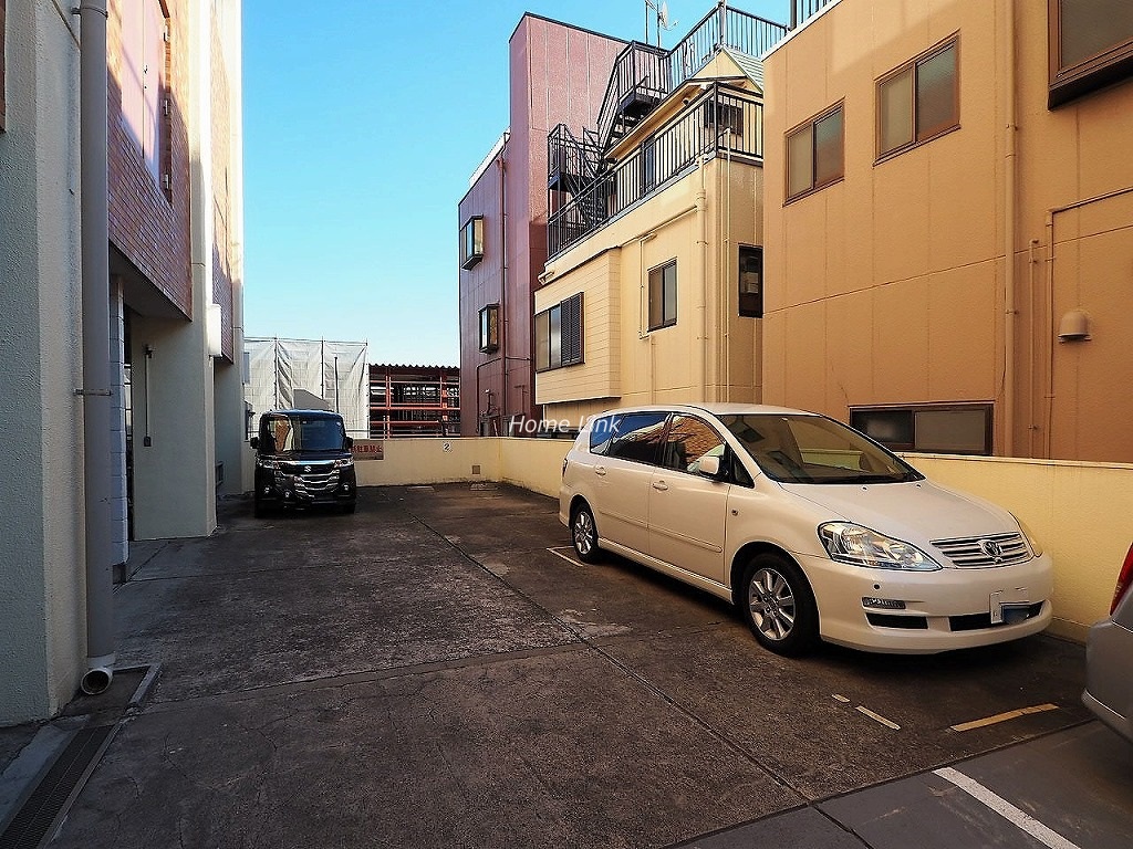 桜川グレースマンション　駐車場