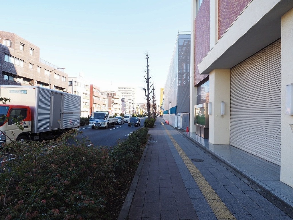 桜川グレースマンション　前面道路歩道
