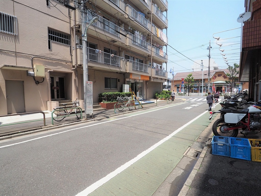 コスモ高島平　前面道路