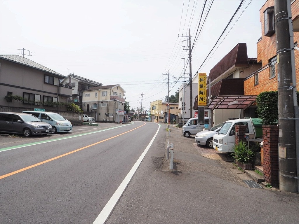 シャルマンコーポ朝霞　前面道路