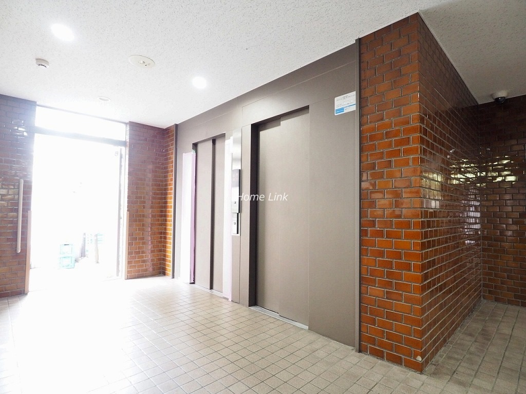 ハイラーク高島平 エレベーターホール