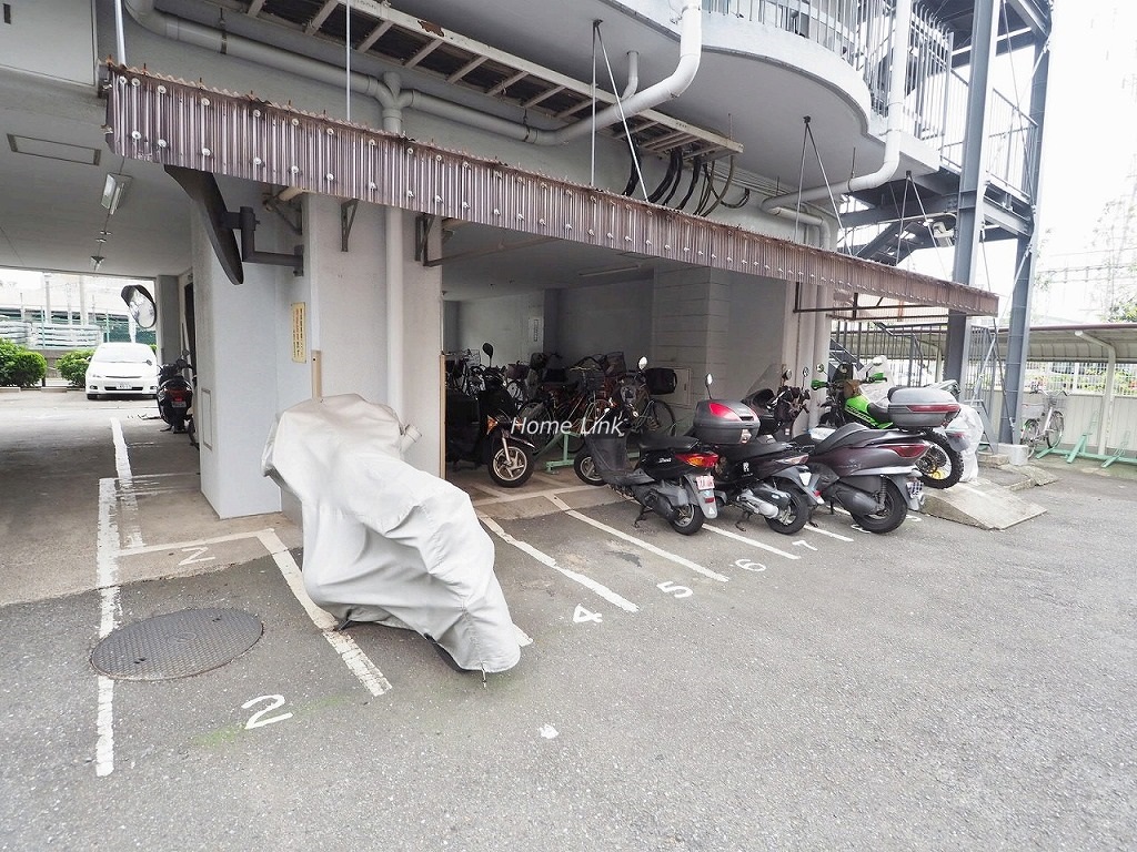 ハイラーク高島平 バイク置場