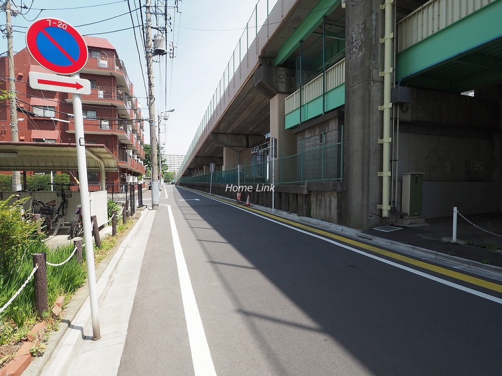 ハイラーク高島平 前面道路