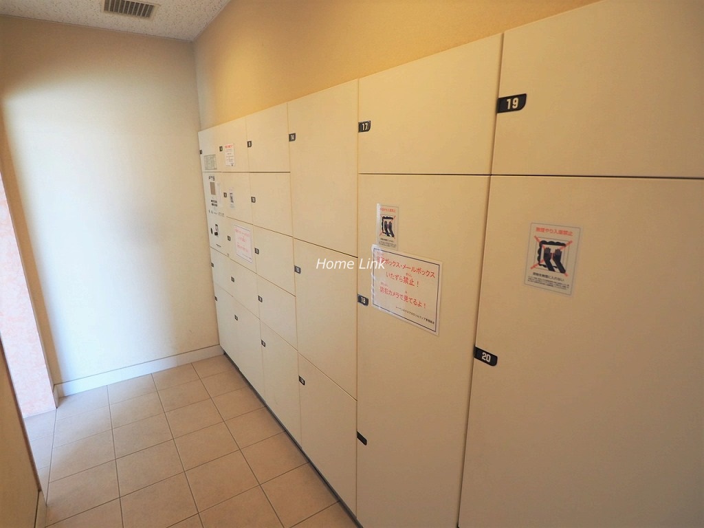 レーベンハイム川口シルフィア 宅配ボックス