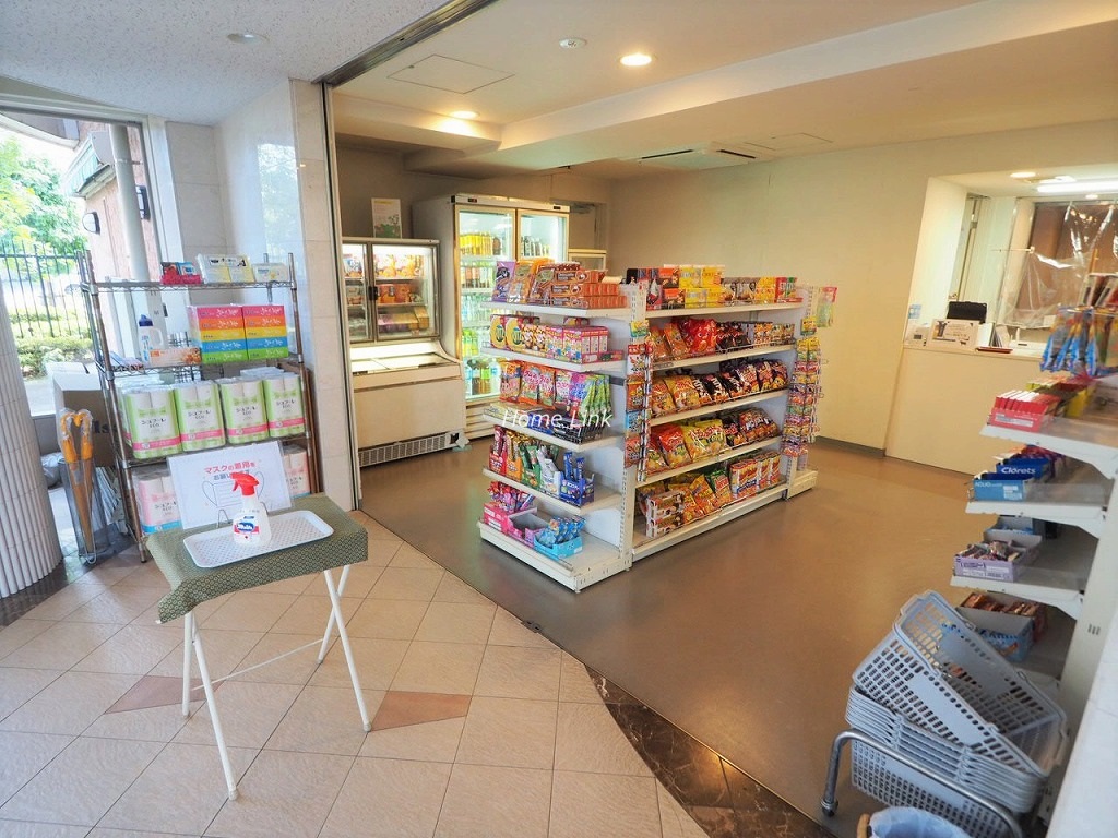 レーベンハイム川口シルフィア ミニショップ