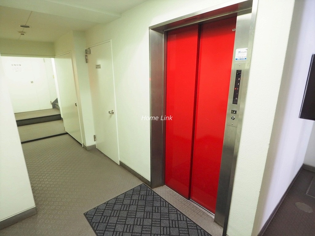 成増ガーデンハイツ　エレベーターホール