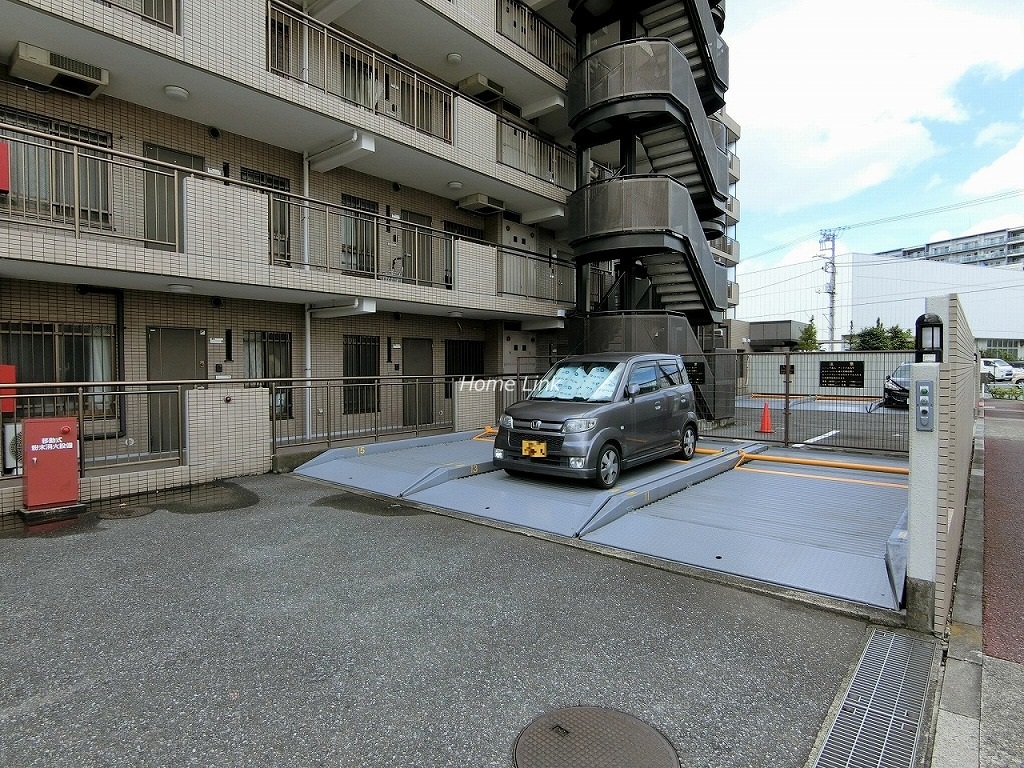 オーベル蓮根　駐車場