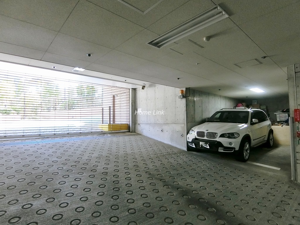 グローリオ板橋本町　駐車場